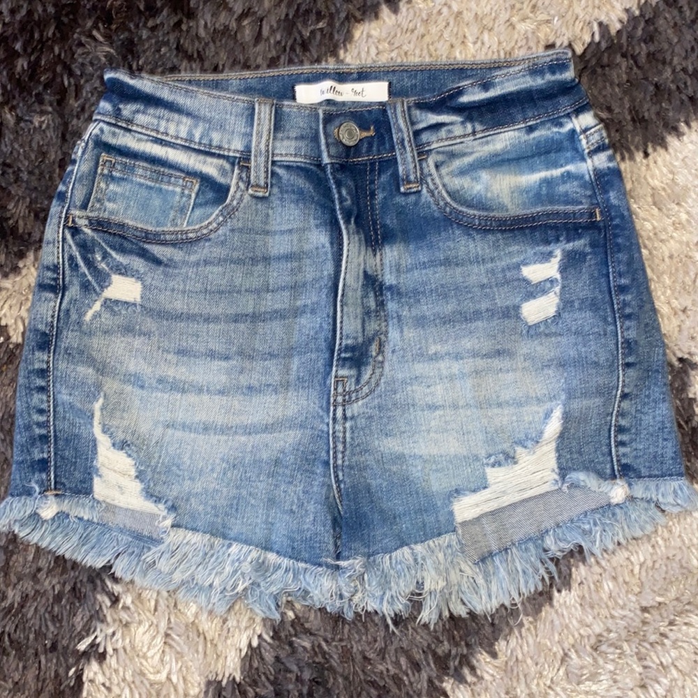 Buckle Denim Shorts